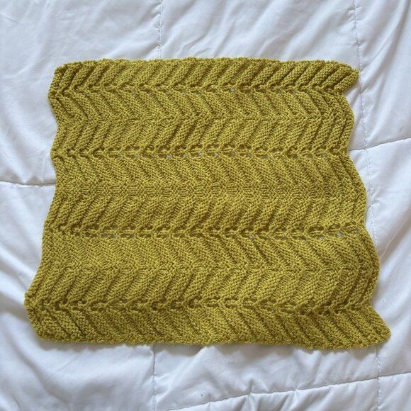 Vintage 60s 70s Mustard Yellow Baby Doll Handmade Blanket Nursery Small 16x17.5 - Picture 5 of 5
